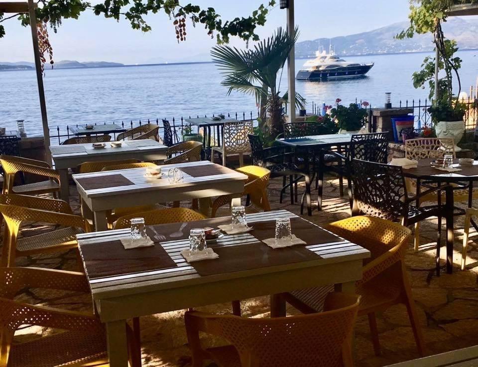 Kalemi's Beachside Hotel Sarande